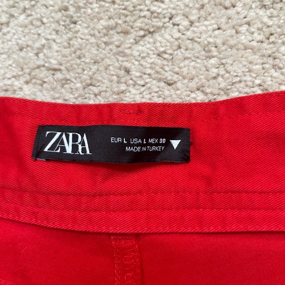 Zara lightweight Red cargo style pants - Picture 3 of 5